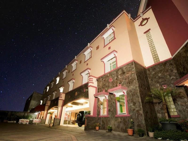 Amellia Pasteur Hotel Bandung Ngoại thất bức ảnh
